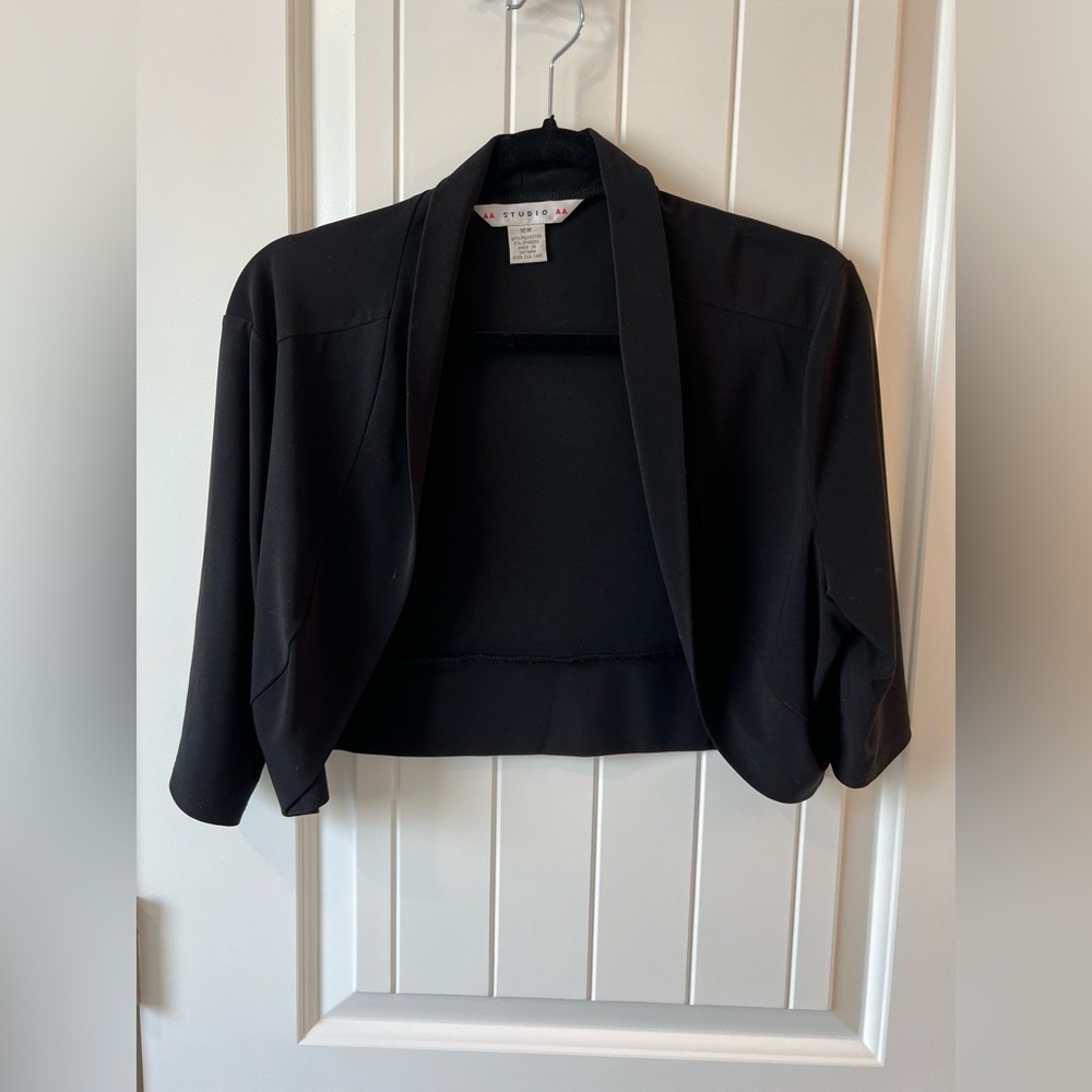 Women's Black Shrug